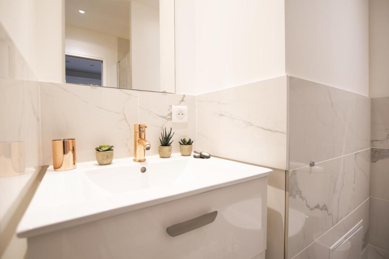 Bel Appartement Idealement Situe - Tour Eiffel باريس المظهر الخارجي الصورة